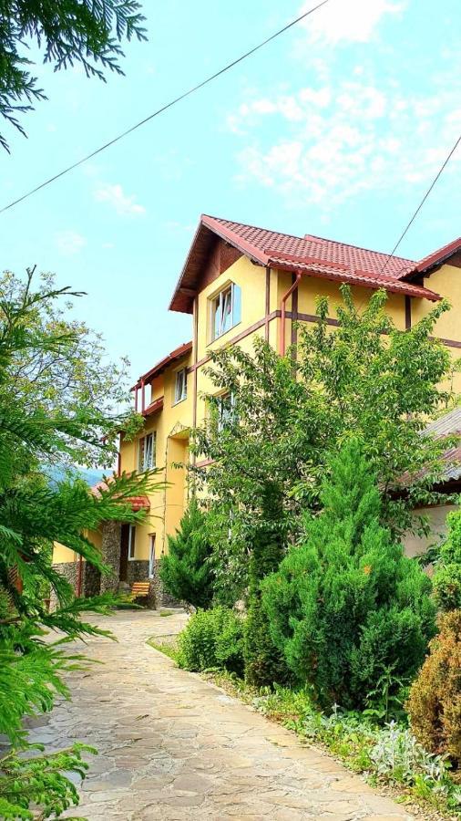 فيلا Gutsulska Oselya ياريمتشي المظهر الخارجي الصورة